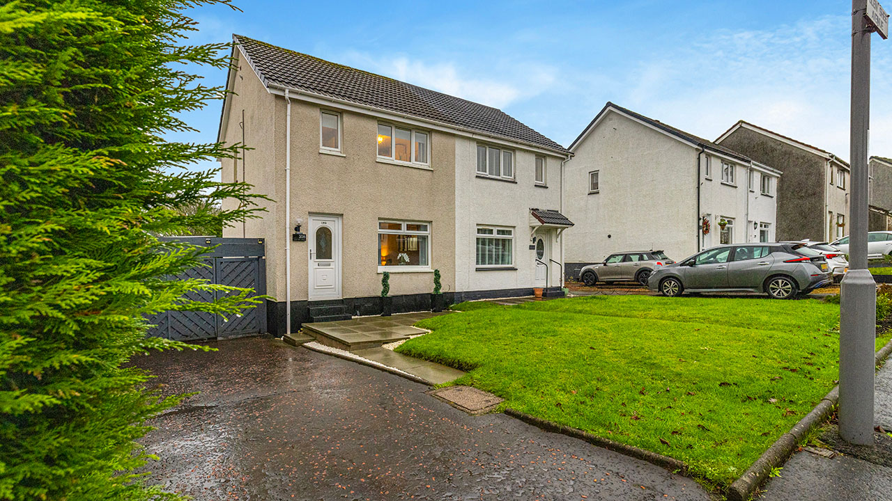 Single Exposure — VizCraft UK real estate portfolio sample